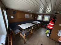 Försörjningsfartyg till salu
