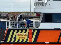 Containerskepp till salu