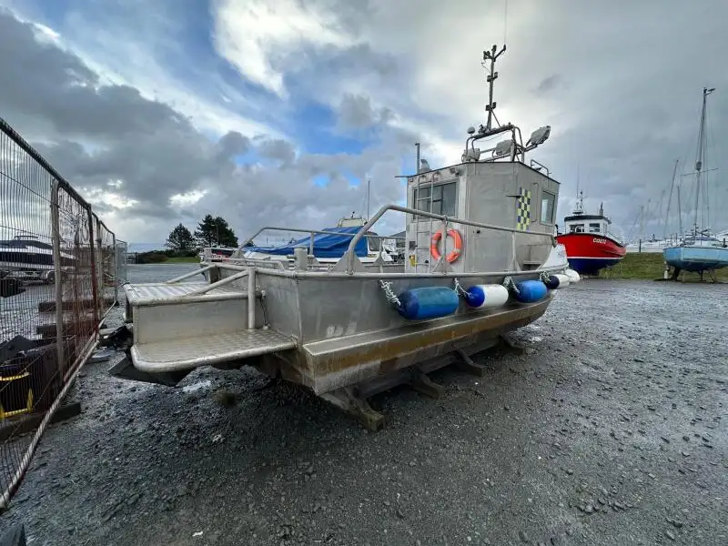 Patrullbåt till salu