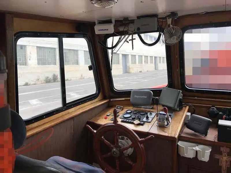Arbetsbåtar till salu