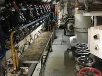 Forskningsfartyg till salu