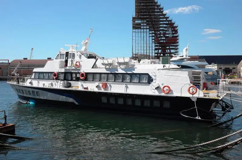 Hydrofoil till salu
