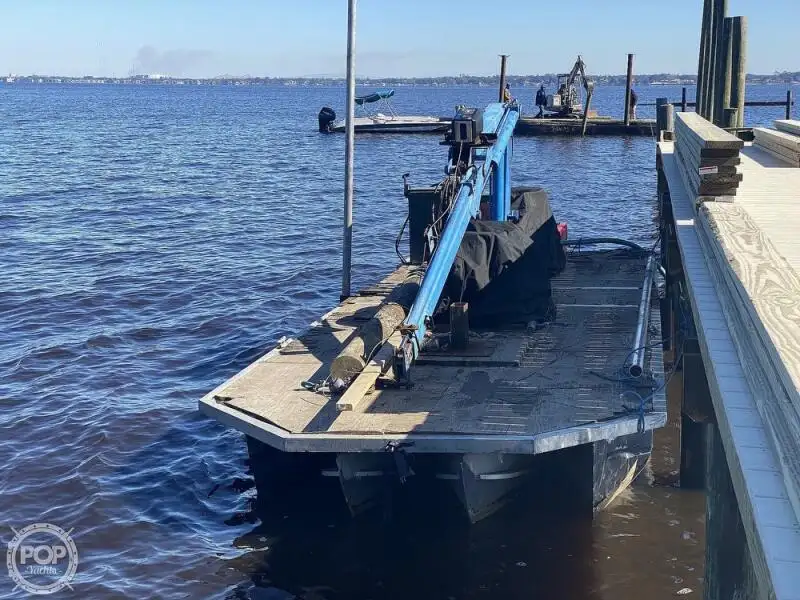 Pråm till salu