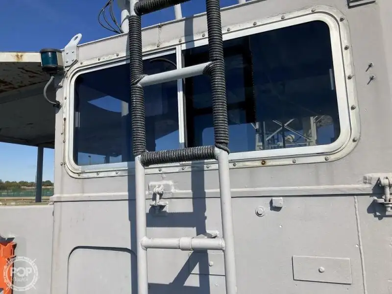Landstigningsfartyg, tank till salu