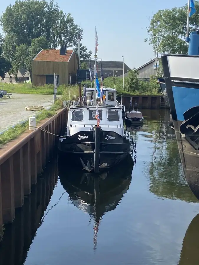 Bogserbåt till salu