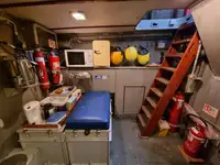 Räddningsbåt till salu