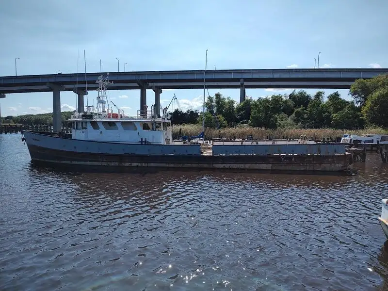 Patrullbåt till salu
