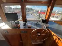Besättningsbåt till salu