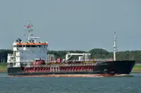 Oil/Chemical tanker till salu
