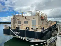 Olje-/kemikalietanker till salu