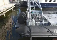 Styv uppblåsbar båt till salu