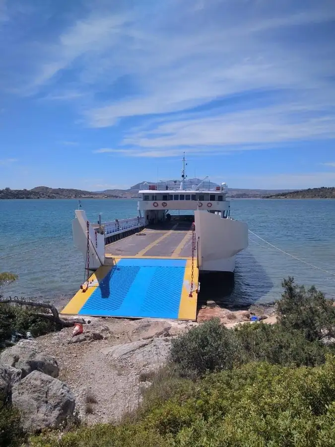 Landstigningsfartyg, tank till salu