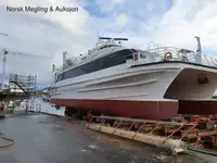 Katamaran till salu