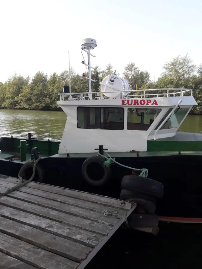 Arbetsbåtar till salu