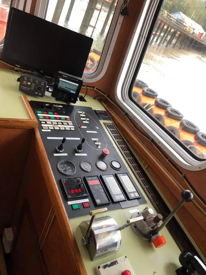 Bogserbåt till salu