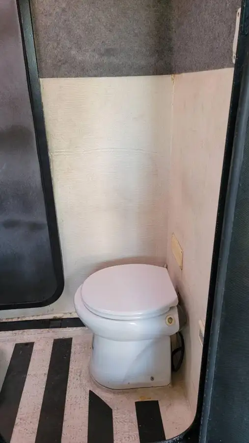 Containerskepp till salu