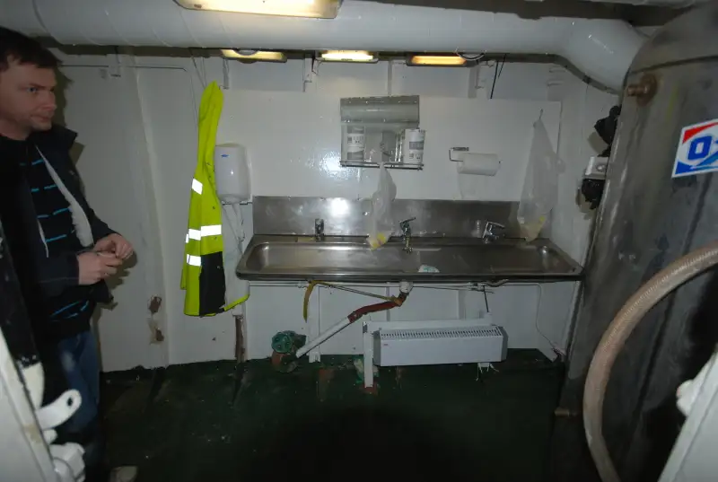 Landstigningsfartyg, tank till salu