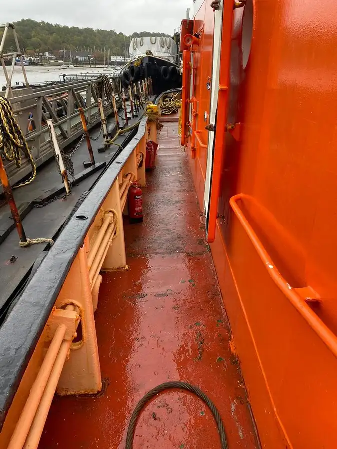Bogserbåt till salu