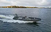 Styv uppblåsbar båt till salu