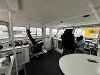 Undersökningsfartyg till salu