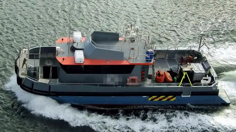 Containerskepp till salu