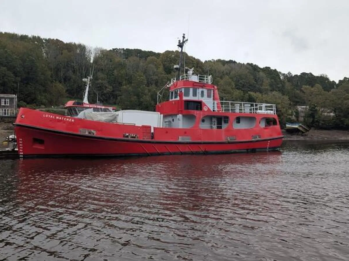 Undersökningsfartyg till salu
