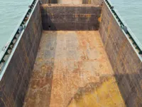 Containerskepp till salu