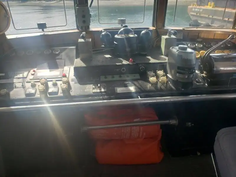 Bogserbåt till salu