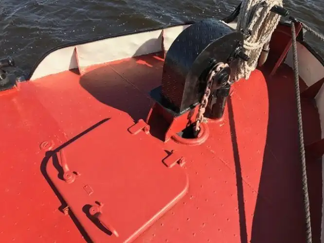 Bogserbåt till salu