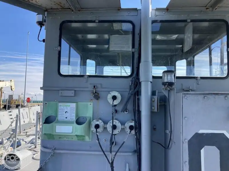 Landstigningsfartyg, tank till salu