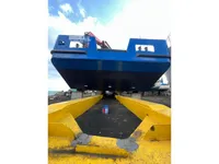 Containerskepp till salu