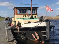 Bogserbåt till salu