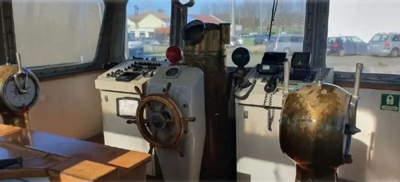 Bogserbåt till salu
