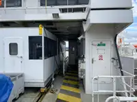 Containerskepp till salu