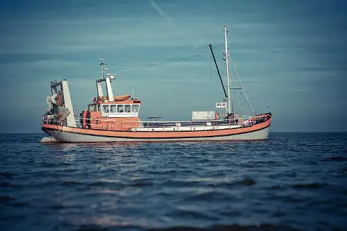 Pråm till salu