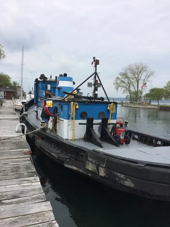 Bogserbåt till salu