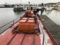 Pråm till salu