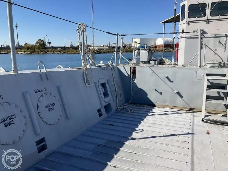Landstigningsfartyg, tank till salu