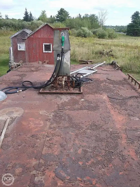 Pråm till salu
