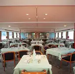 Flytande hotell till salu
