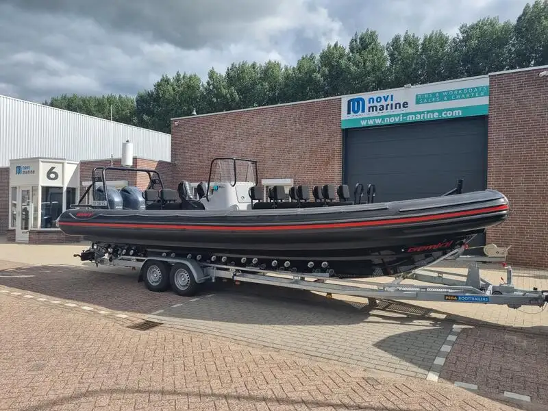 Containerskepp till salu