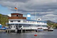 Flytdocka till salu