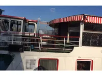 Containerskepp till salu