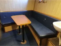 Försörjningsfartyg till salu