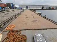 Pråm till salu