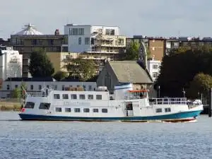 Kryssningsfartyg till salu