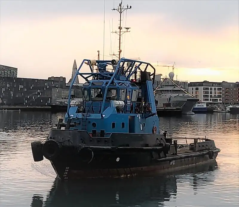 Bogserbåt till salu