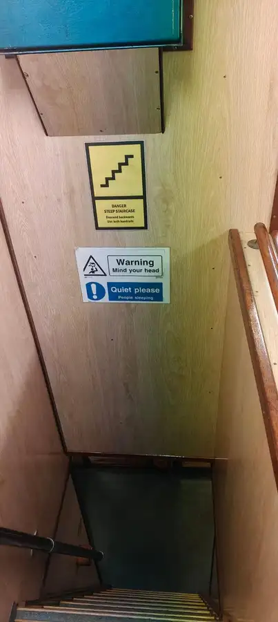 Försörjningsfartyg till salu