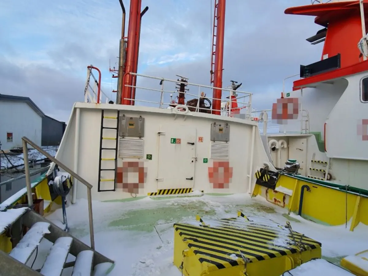 Försörjningsfartyg till salu