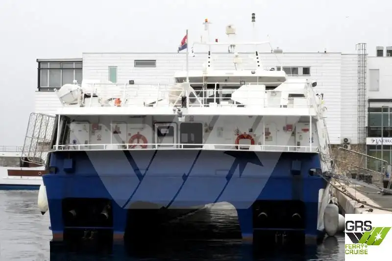 Kryssningsfartyg till salu